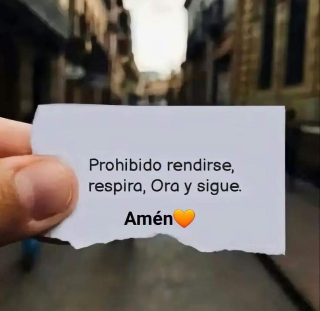 Que nada te detenga, porque Dios va contigo, sigue hacia adelante que la victoria está cerca.
#notasdeDios