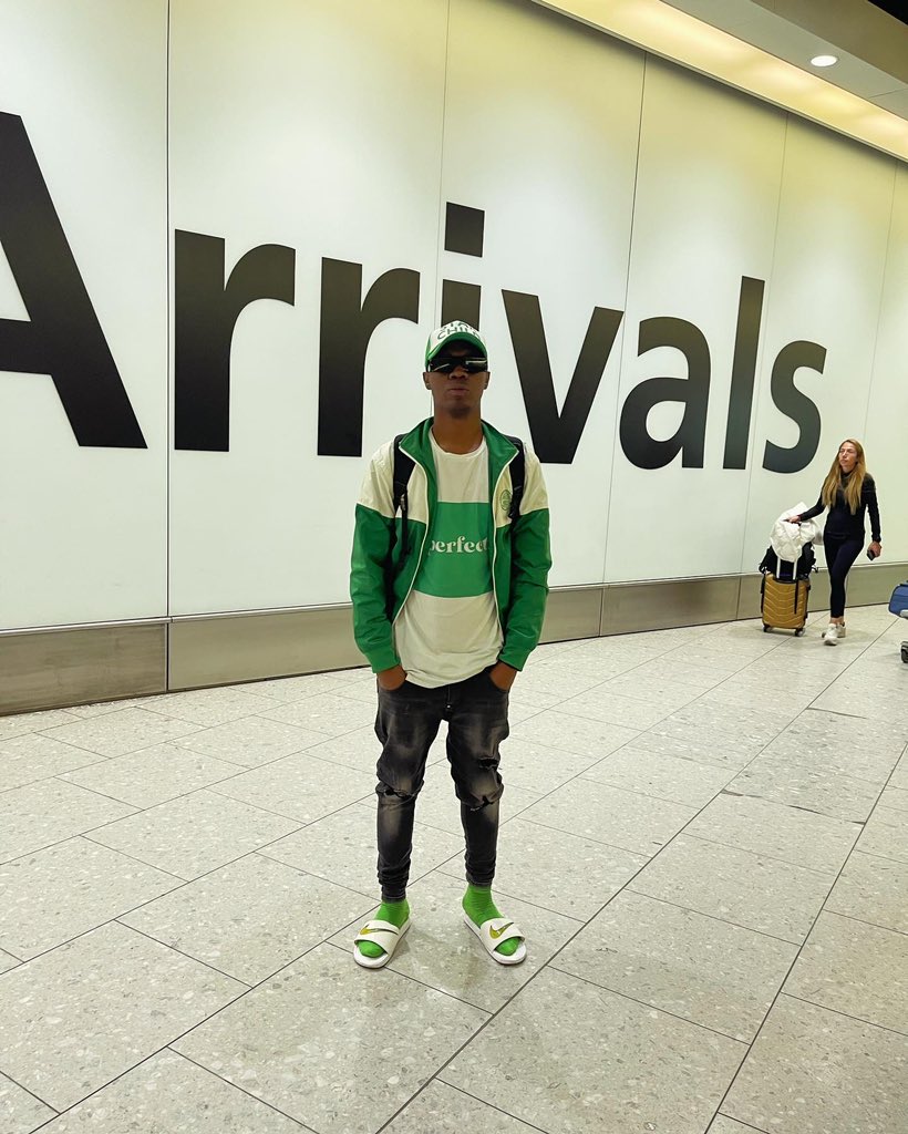 BigEyeStarBoss's tweet photo. I have landed well, THE RETURN OF THE GLADIATOR THIS SATURDAY LONDON AT THE O2 | @HEBobiwine 🔥🔥🇬🇧🇬🇧 #Starboss #Afroganda https://t.co/GN6YeSOPEU