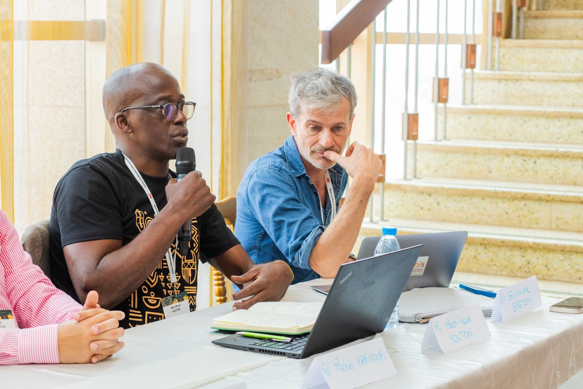 📢 Retour sur la 2nd table ronde organisée par L’Initiative à l'<a href="/AFRAVIH/">AFRAVIH</a> 
🧪 Portant sur le dépistage communautaire, cette discussion a permis d'aborder les résultats de notre évaluation transversale récente sur ce sujet.
+ d'infos avec un thread 🧵