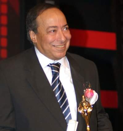 البقاء لله .. فقدت استاذ كبير من اطيب والذ  واحن واكتر خلقا من اساتذتنا .. ومن اكتر الناس اللي اتشرفت بالشغل معاها .. الاستاذ الكبير #صلاح_السعدني .. خالص عزائي لأحمد وللاسره الكريمه