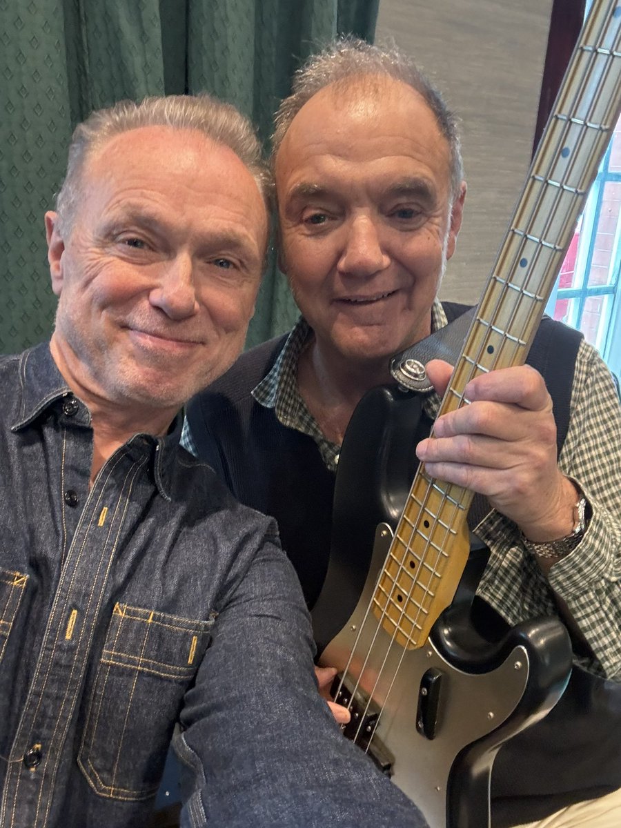 Happy Friday folks! From @garyjkemp @guypratt