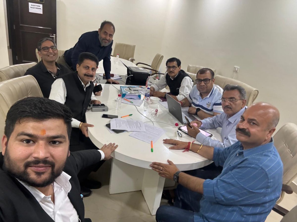 Team of BJP Legal Matter, coordination with Election commission & complaints team at Election War Room at BJP Headquarters Jammu #BJP4India #ModiKiGuarantee