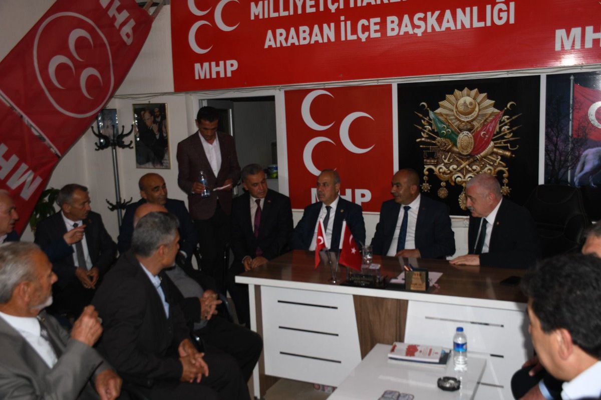 📍Araban Araban İlçe Başkanlığımızı, İl başkanımız @MBozgeyiktr, Araban Belediye Başkanımız @27mehmetozdemir ve teşkilat mensubu arkadaşlarımızla ziyaret ettik.