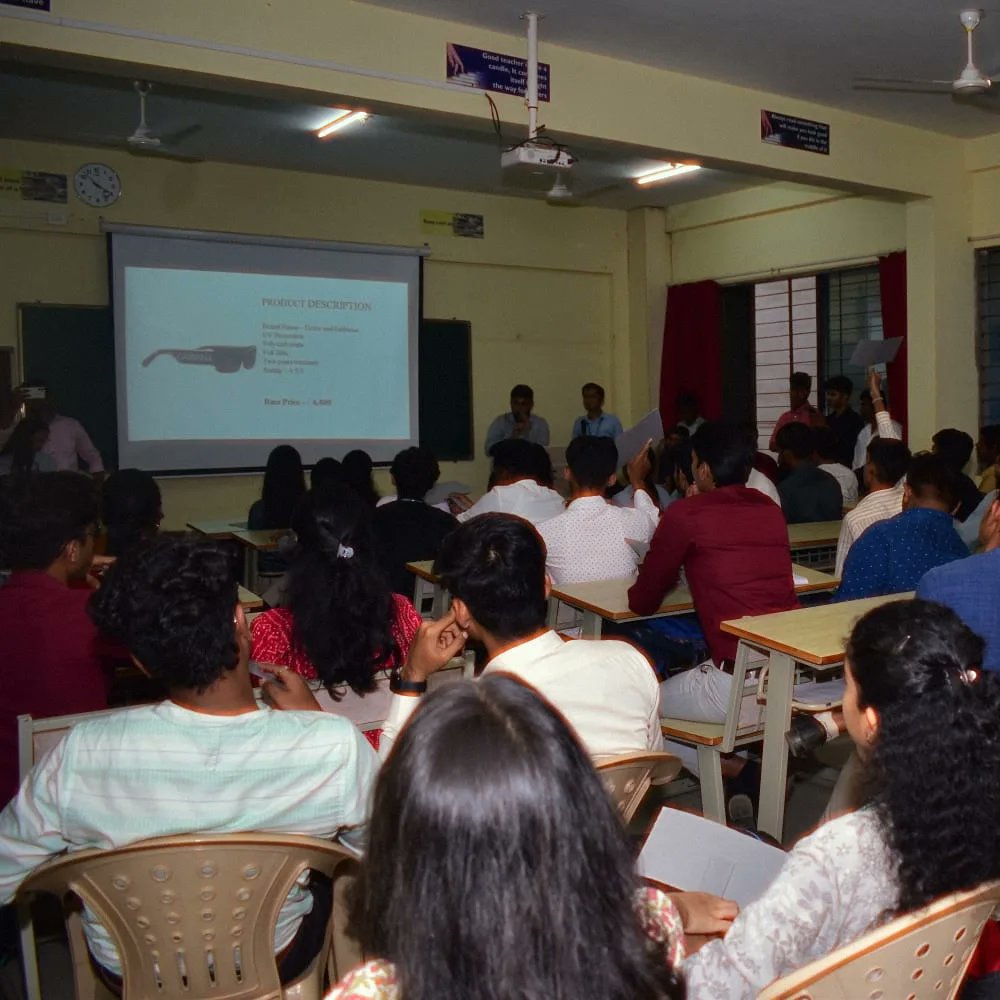 CAPITAL CONCLAVE - A Business Auction. An Inter-class competition organised by 2nd Semester 'A' Division Students 

#28yearsofexcellenceyearsofexcellence #klebbahubballi
#klebbahubli
#bestmanagementschools #bbalife