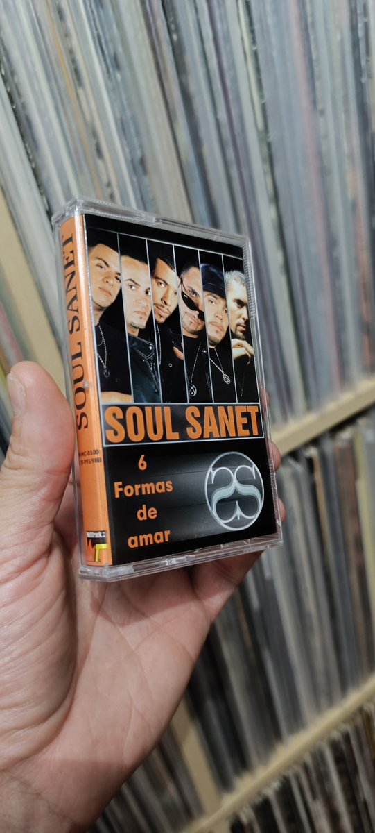 djyeraflavor's tweet photo. MY CLASSIC FRIDAY! esto lo guardo con mucho cariรฑo, la cinta de 6 FORMAS DE AMAR (26 aรฑitos) de mis hermanos de @SoulSanet
#soulsanet #6formasdeamar #cassette #cinta #classic #classicfriday https://t.co/ZQuqn55pdu