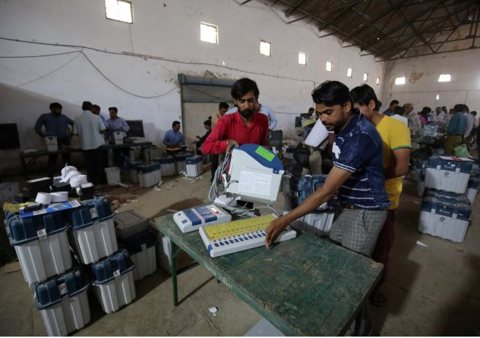 [ON AIR] Voting has begun in India’s six-week national election. Nearly 970 million voters, more than 10% of the world’s population, will elect 543 members to the lower house of Parliament for five years. Salman Khan speaks to @AshrafGarda on #TheNationalPulse #sabcnews