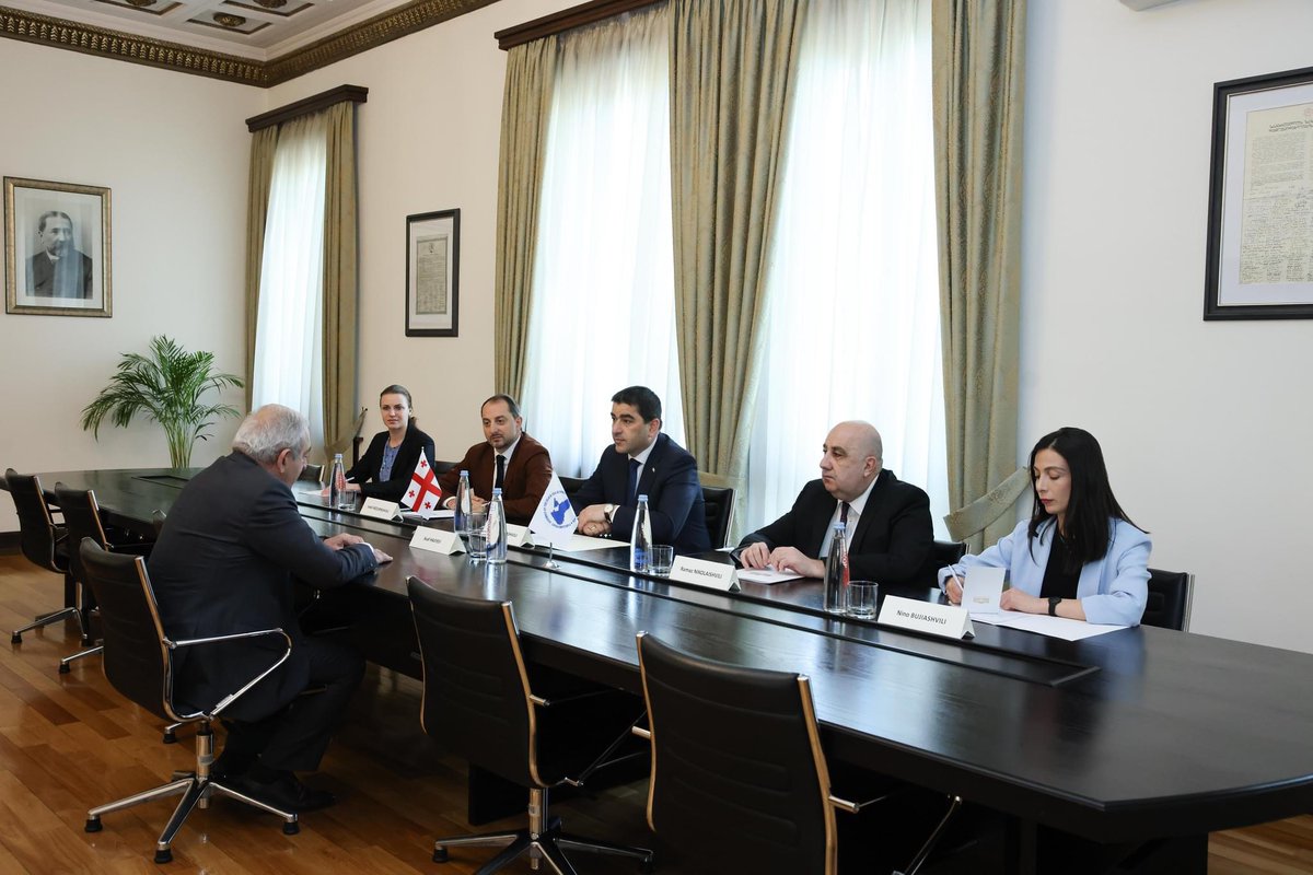 shpapuashvili's tweet photo. Friendly exchange with Asaf Hajiyev, @pabsec_org Secretary General. #PABSEC has served as a great platform to promote regional dialogue & cooperation. 🇬🇪 will continue active participation in #PABSEC activities. Our cooperation is crucial for the development of the Middle Corridor.