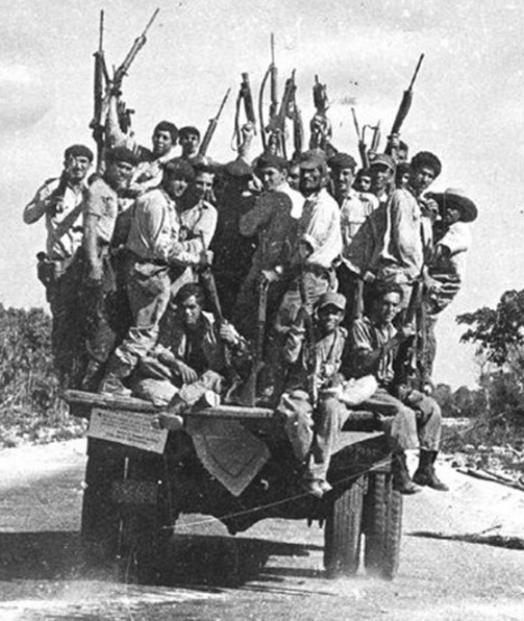 El 19 de abril de 1961 fue uno de los hechos más gloriosos de nuestra historia. Significa la primera gran derrota del imperialismo yanqui en América Latina. A menos de 72 h de la invasión las fuerzas revolucionarias derrotaron el ataque por Playa Girón. #CubaViveEnSuHistoria