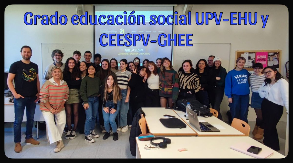 CEESPV's tweet photo. Hoy hemos tenido el placer de presentar el Colegio en la Facultad de Educación de Bilbao de la UPV.
¡Gracias por el interés mostrado en nuestra labor profesional! Ha sido muy enriquecedor compartir nuestra visión y misión con la comunidad educativa
#educacionsocialeuskadi #ceespv https://t.co/4MXiFRInxk