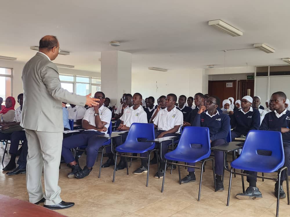 This morning, @NITAUganda1 team had the pleasure of sharing valuable insights and tips with high school students interested in pursuing a career in ICT at the IT Career Guidance event organized by @isbatkampala . We covered a wide range of topics, including software…