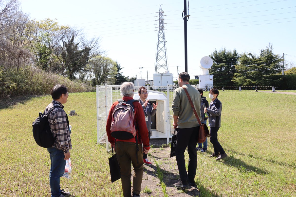 NIED_en's tweet photo. GNS Science researchers Dr. Stuart Henrys and Dr. Dan Bassett visited NIED's Tsukuba HQs on April 10 to discuss with #NIED researchers on #subductionzone studies and other topics, followed by a tour of NIED’s experimental facilities.
@gnsscience https://t.co/b8RLwtGDO5