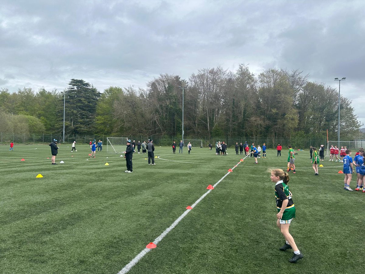 Our final @sligogaa GAAmigos skills event of 2024 took place in cleveragh and it didnt disappoint. There were excellent skills on display. Congrats to killavil primary school @bunninaddengaa who won the 1/2 teacher section. @ConnachtGAA