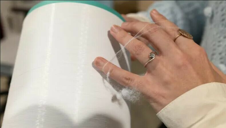 icipaysbasque's tweet photo. Le fil dépolluant PureNat, inventé au Pays Basque, passe à l'étape production
➡️ https://t.co/NflvY0eWiI https://t.co/Z1DcXmh3IB