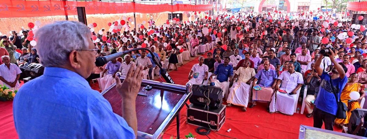 At Pattimattam, Chalakkudy parliamentary constituency appealing to the voters to elect Prof. C. Ravindranath to strengthen the Left in Parliament in order to fight all vacillations in safeguarding secular democratic India & for ensuring the implementation of pro people policy