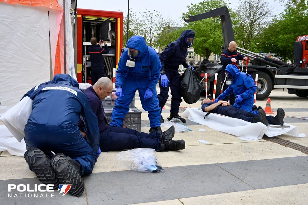 Police Nationale 45 tweet media
