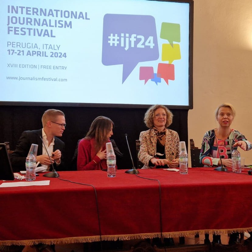 I rischi e le sfide dei media del #serviziopubblico in Europa e nel mondo al @journalismfest di Perugia: @rasmus_kleis modera il panel con @rkapkap, @NajaNielsen2 e @AnneLagercrantz.

Per @FuturaTorino a #ijf24 ⤵️

futura.news/servizio-pubbl…