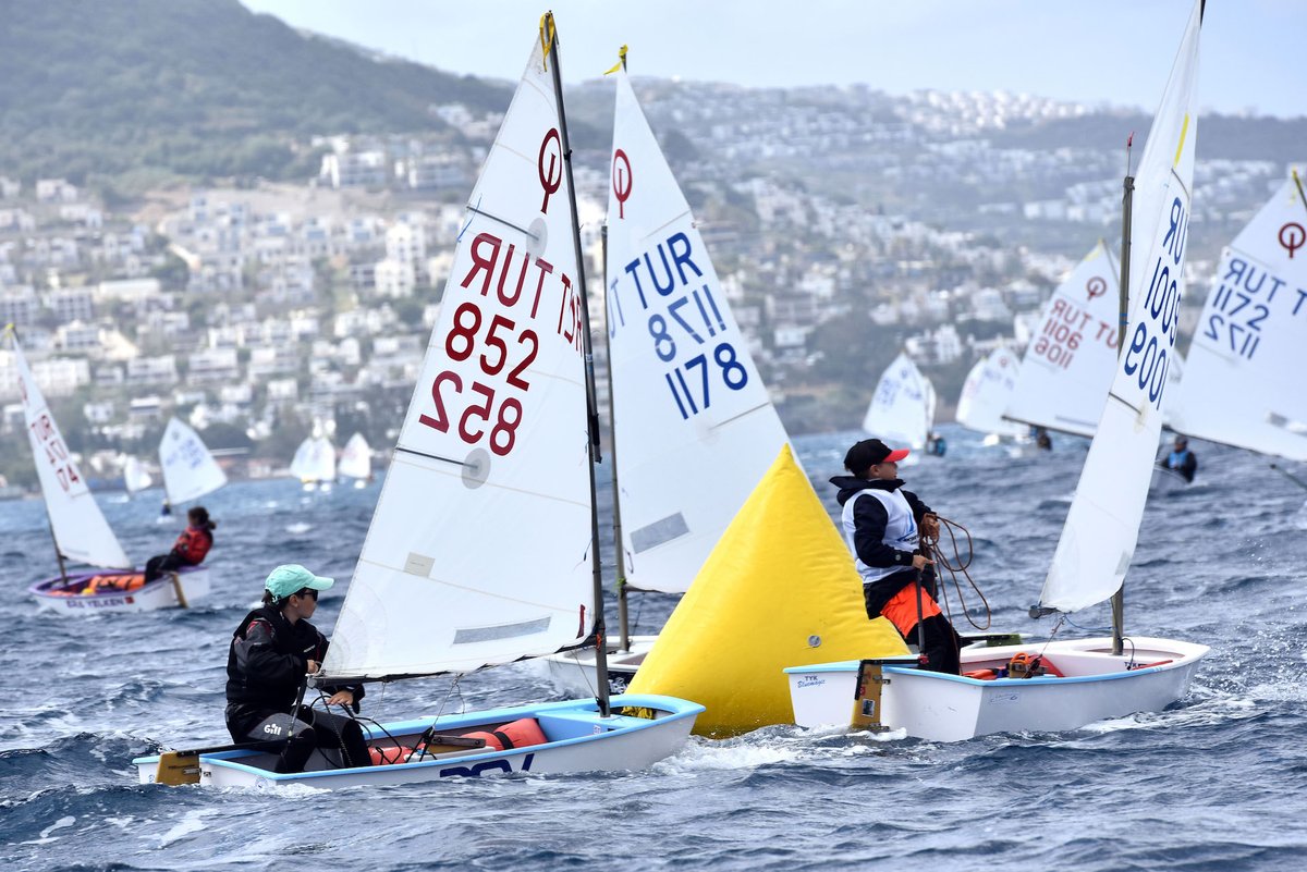 TurkiyeYelken's tweet photo. TYF Yelken Ligi 2. Ayak Optimist Junior sınıfının yarışları, bugün Yalıkavak Yelken Kulübü'nde düzenlenen ödül töreniyle sona eriyor. 🌊🙌🏼⛵
#türkiyeyelkenfederasyonu #tyf #tyfyelkenligi #2024türkiyeşampiyonası #optimistjunior #optimistsailing #yalıkavakyelkenkulübü #bodrum https://t.co/81aLcPL3FJ