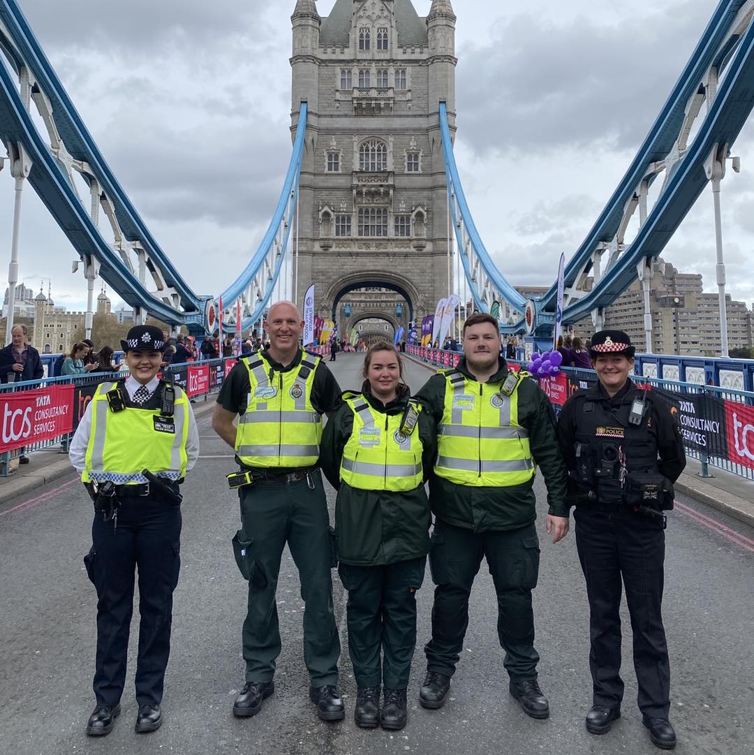 We're all set for the #LondonMarathon! With huge crowds expected in London this weekend, we'll have more staff in the event area and in control rooms, working alongside #EmergencyServices partners. Save 999 for life-threatening emergencies 🙏 Read more: buff.ly/3Jngs9E