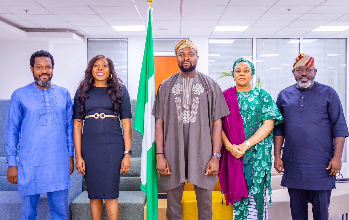 Exciting times ahead as the talented executive team of @NigComSat1R meets with the Minister @FMCIDENigeria, @bosuntijani. Together, we are ready to propel Nigeria's satellite communications to new heights. 🛰️ #NIGCOMSAT #Innovation #Collaboration #DigitalNigeria