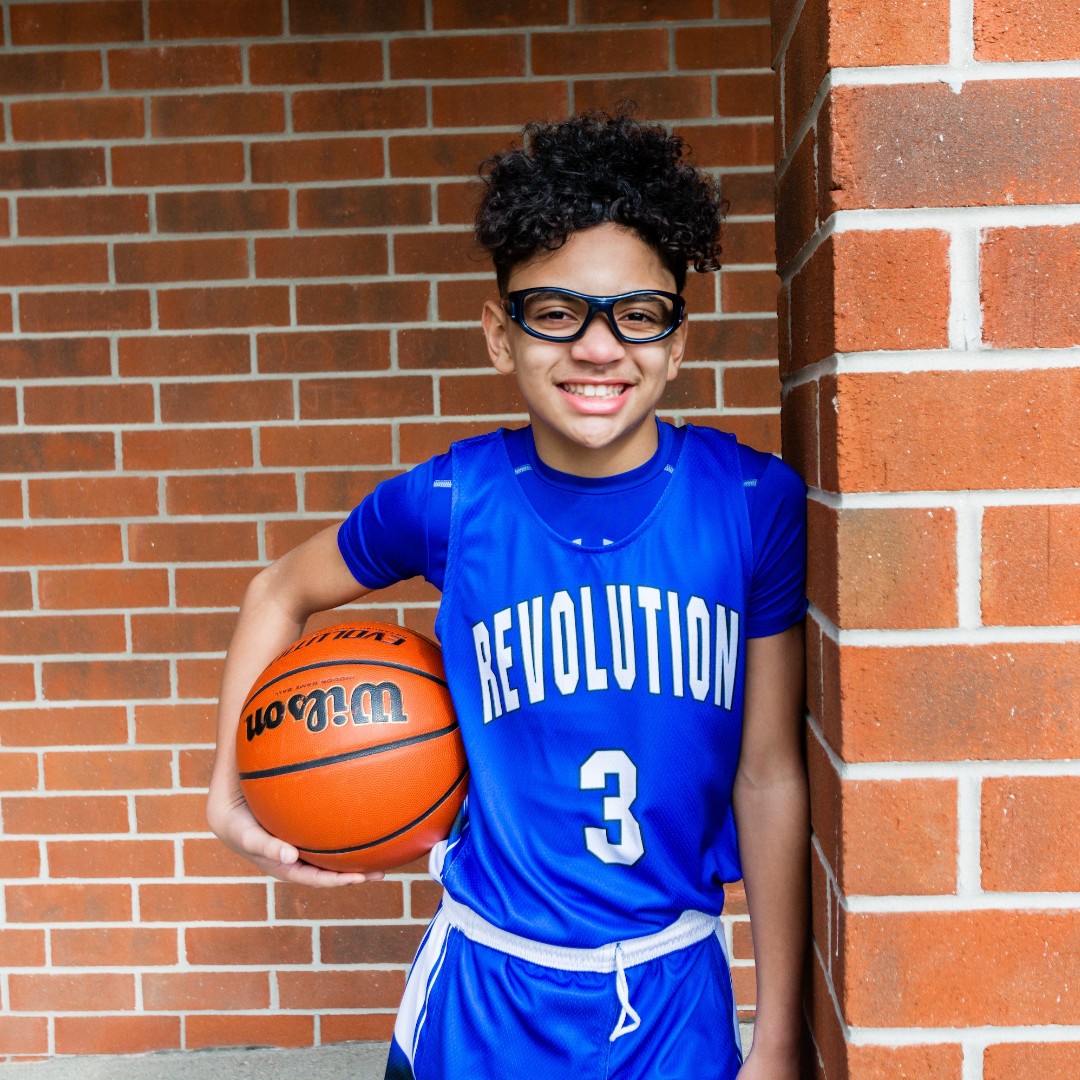 #DYK Basketball is the leading cause of sports-related eye injuries in the U.S.? 🏀 We recommend shatterproof protective glasses for other sports like tennis, racquetball, soccer, and field hockey. #SportsEyeSafetyMonth