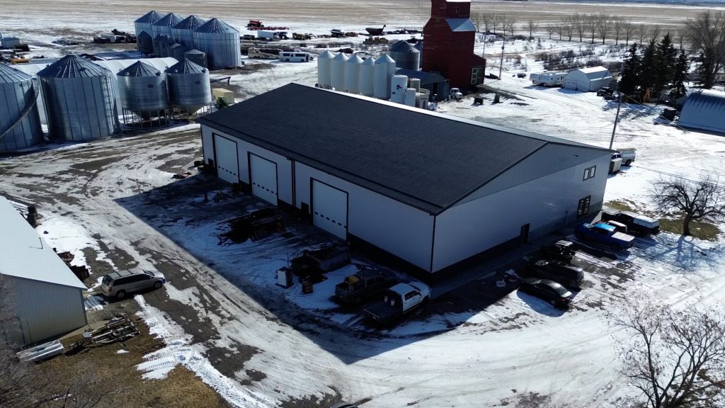 Check out our latest #RealAgShops episode as we head to Fort Macleod to the Vandervalk Shop! 🚜🔧 ow.ly/S88550Rjir8 #cdnag #ontag #westcdnag @svvalk @princessauto