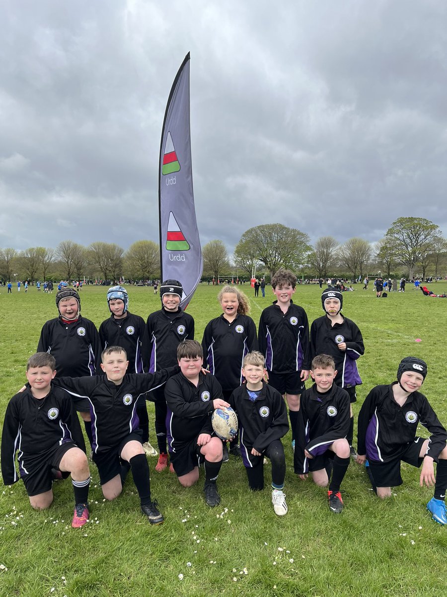 Miss Liney tweet media