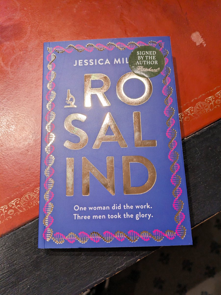 I used to travel to this part of town to interview people as part of my job as a journalist, but still, I worried they might kick me out. Thank you @Hatchards (Piccadilly) for letting me in yesterday to sign a copy of #Rosalind.