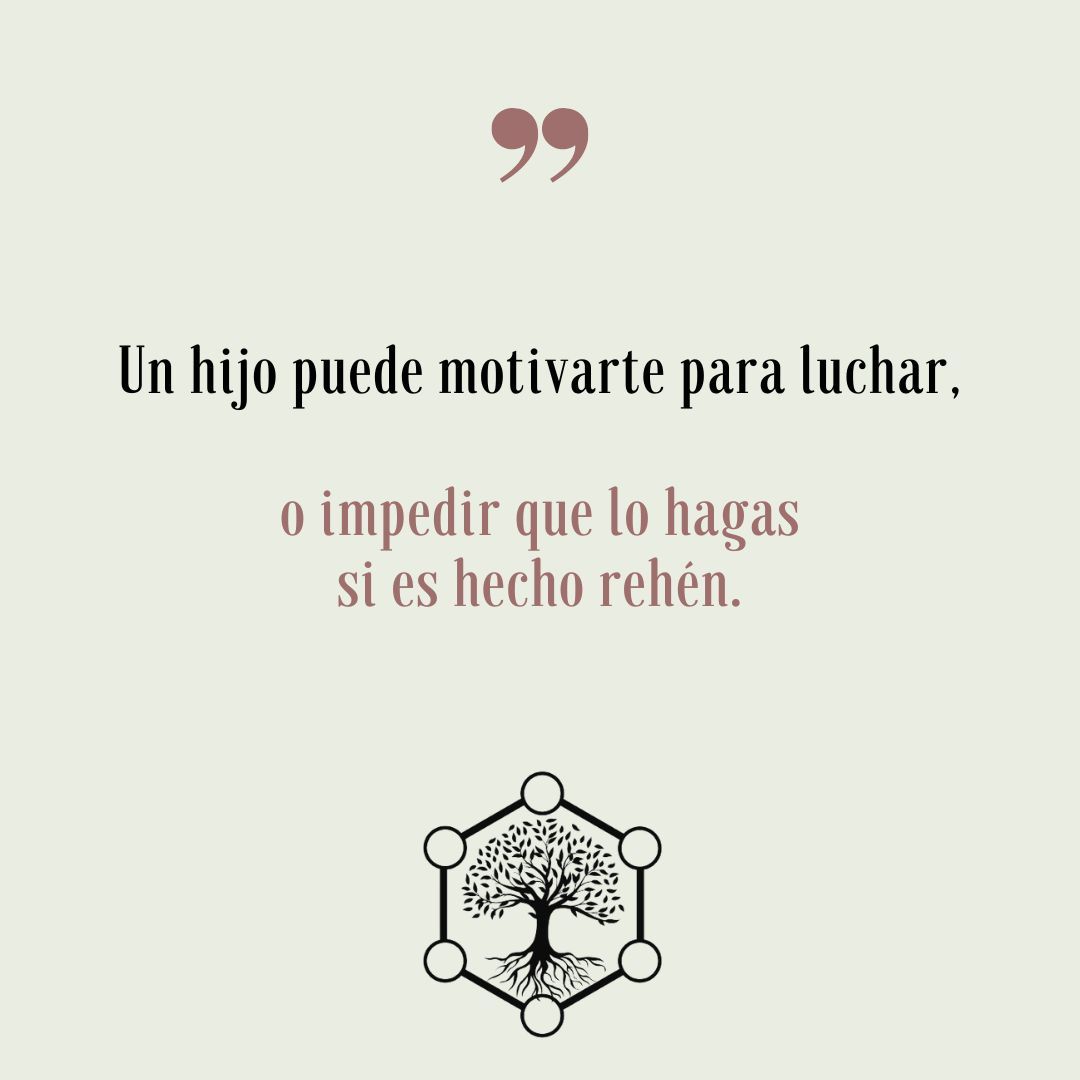 Silvio101217's tweet photo. Un hijo puede motivarte para luchar, o impedir que lo hagas si es hecho rehén.
#Divague #SilvioRodríguezCarrillo #Dualidad101217 #Frases #Aforismos https://t.co/3nZzSFuCSn