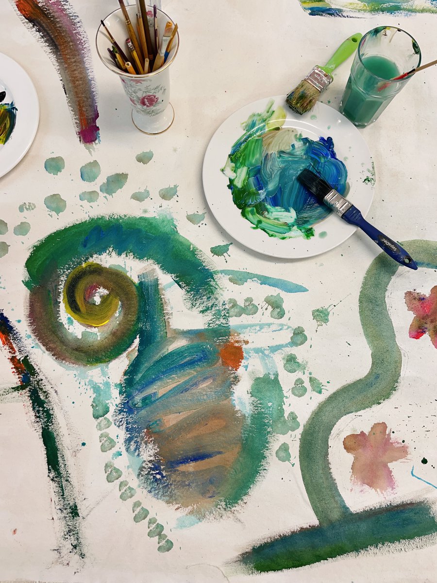 FAHACS's tweet photo. A community exhibition event today in our #ProjectSpace showcases work created by wellbeing groups at Leeds Refugee Forum

#Synergy is organised by 2nd year #fineart student #CaitlínODoherty &amp; @lrfleeds wellbeing group coordinator #RanyaAbdulateef

https://t.co/LkcVfjhqcE https://t.co/hoIR2kN1w3