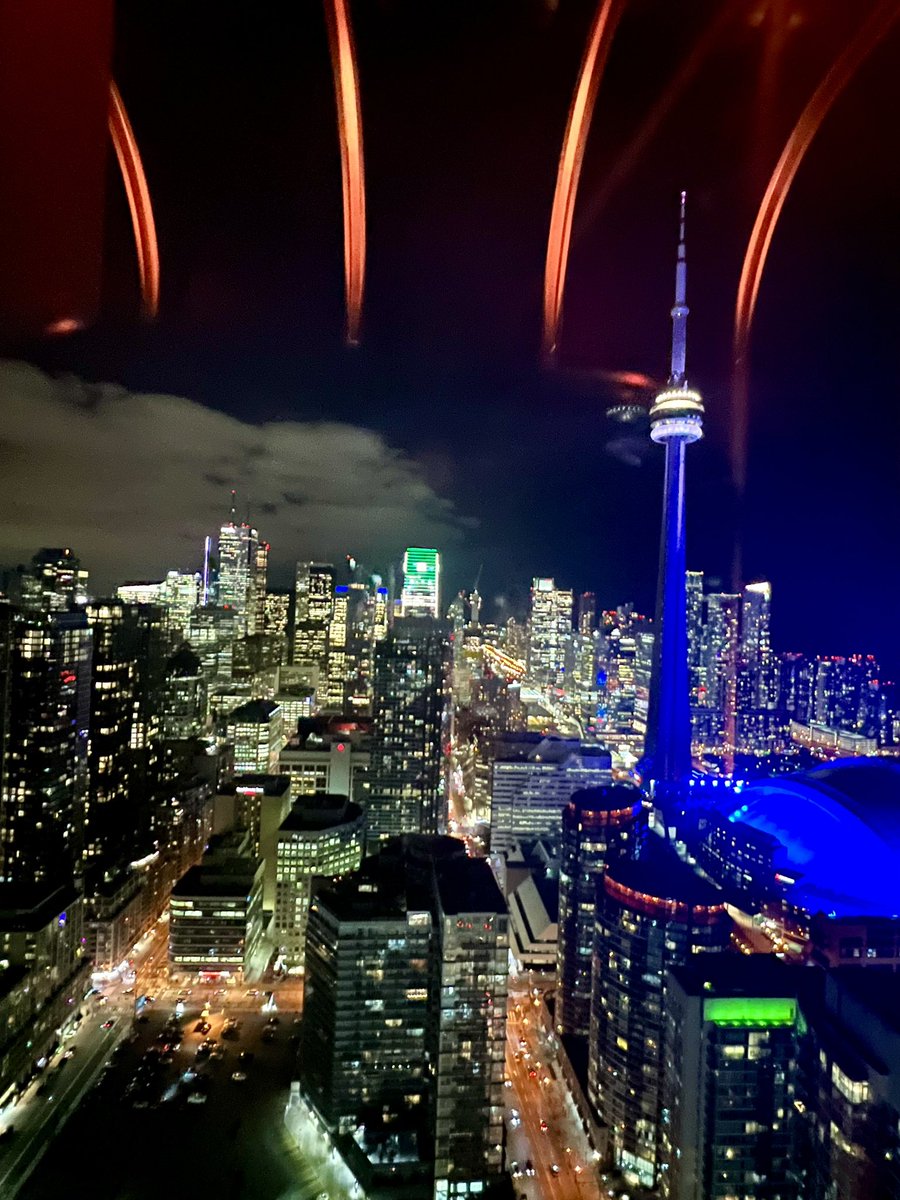 RMargau's tweet photo. What a party!  🎉 Congratulations to Dr. Liz LaMere on her retirement! Our friend, mentor, incredibly talented #radiologist  profoundly impactful former Chief @NYGH_News @UofTMedIm Culture &amp; quality are key, and Liz lead the way 👏 👏 huge thx @Neilisrad for organizing https://t.co/SDMLlejLe5