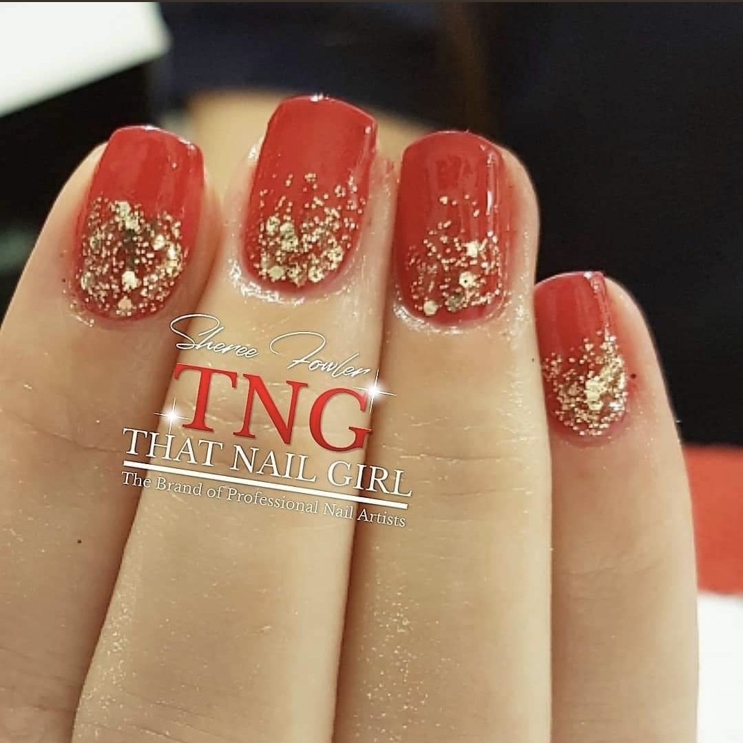 Love for the natural nails 😍 
Products from:
❤️ @envoguenailsofficial 
#thatnailgirlsheree #shereethatnailgirl #nailsindoncaster #doncastercity #doncasternails #doncasterisgreat #doncasterbusiness #doncasternailtech #doncastersalon #doncaster #red #rednails #glittery #glitter