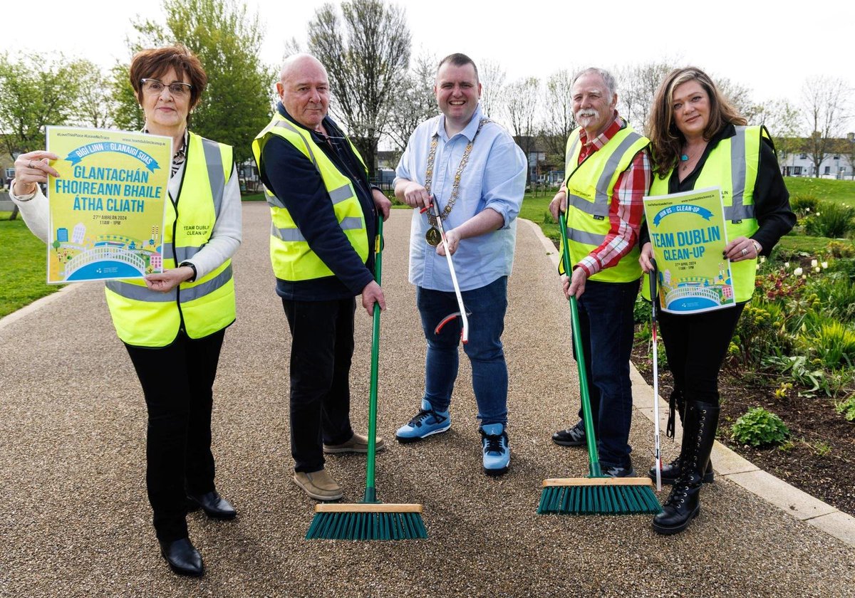 Dublin City Council Team Dublin Clean-up is back! #Dublin biggest clean up is taking place on Saturday, 27th April, from 11 a.m. For more information, please visit: dublincity.ie/residential/en…
#keepdublinbeautiful #litterfree #sourcetosea #community