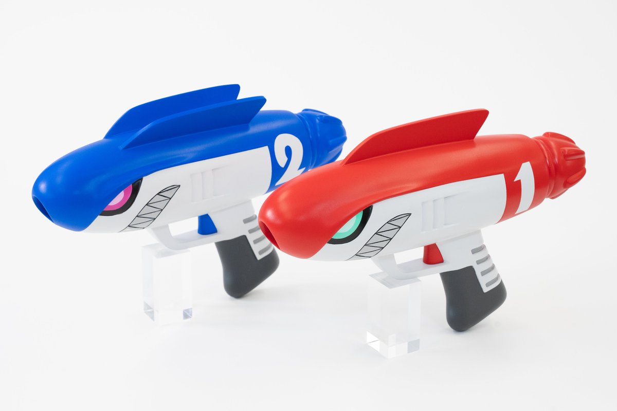 We've created laser pointers that recreate the look of Gamma 1 and Gamma 2's stylish blasters!