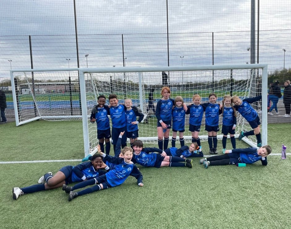 Game No. 1️⃣ Our U9Girls manager made her debut last weekend with an in-house friendly fixture against our U8Blues A great game to start with, finishing with a penalty shootout & smiles allround at the end 😊⚽️💙 @stfladies @HerGameToo #Finneys #WeOnlyDoPositive