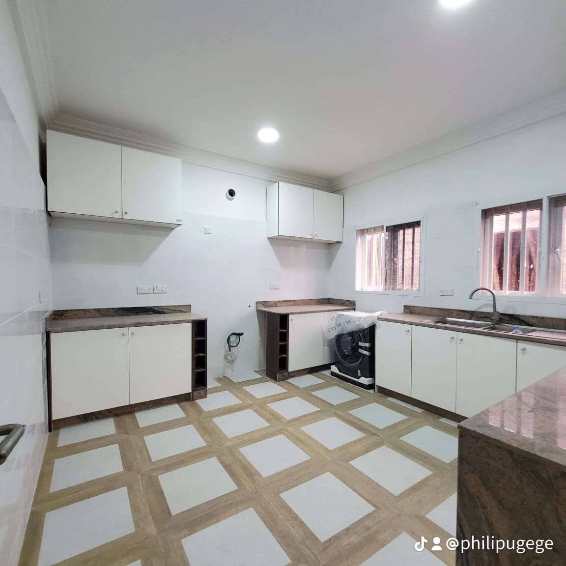 elroyenterprise's tweet photo. Buy in Ashbell Apartments now, and thank me later, Dm me for more info on 08067357309. https://t.co/HgeTiV7Ker