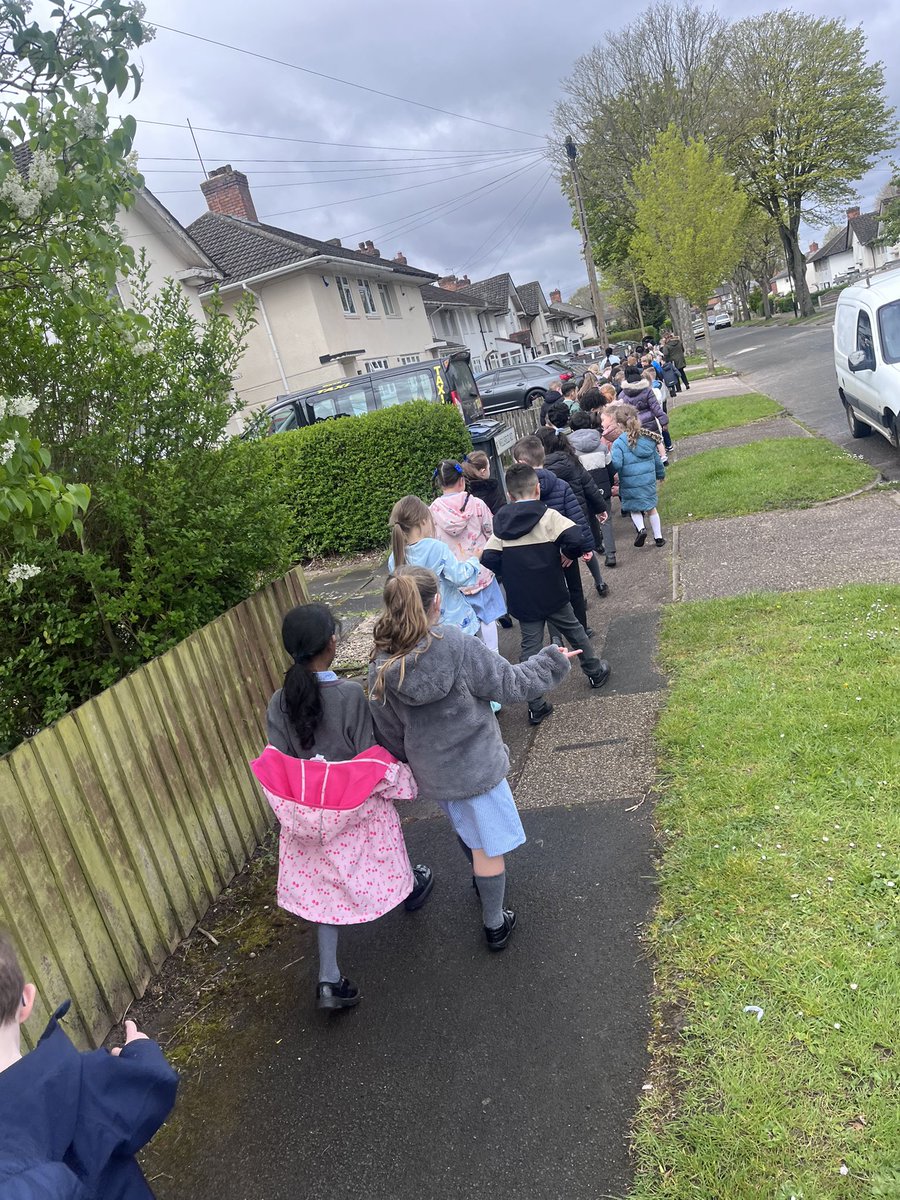 Reception and Key Stage 1 had a fantastic time on their sponsored walk this morning. We’re all back safe and fuelling ourselves for the afternoon with pizza Friday!