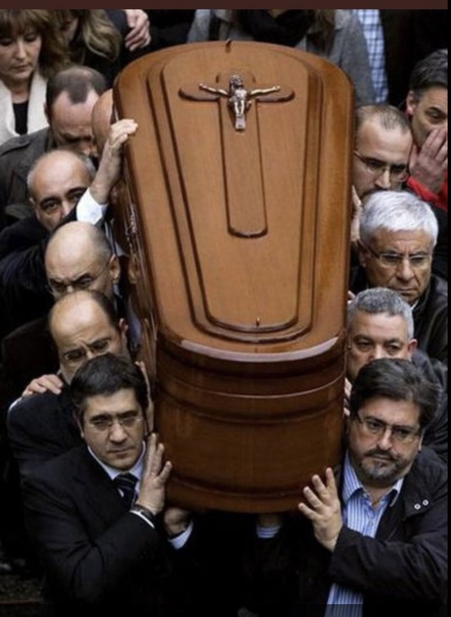 CarmenRevista's tweet photo. Pásalo! Traidores. 👎💀☠️💀 https://t.co/gGsioP0J6x