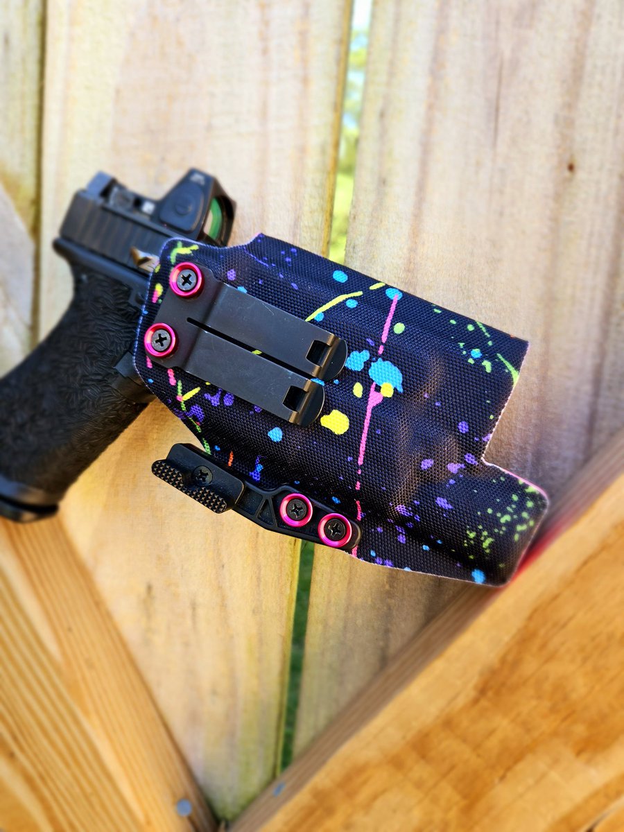 Hellhound Arms tweet media