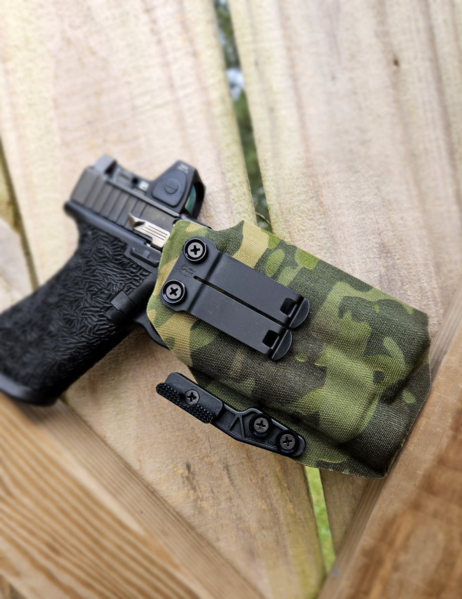 Hellhound Arms tweet media