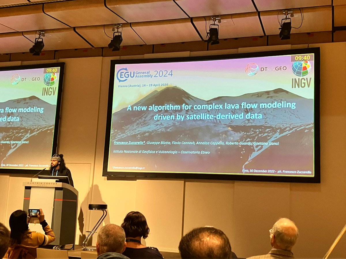 Francesco Zuccarello (@INGVvulcani) in his oral talk about a new algorithm for modelling complex lava flows via satellite data, pushing forward volcanic monitoring techniques.