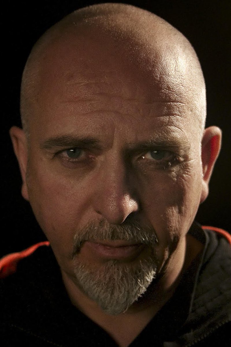 Peter Gabriel (@itspetergabriel) on Twitter photo Following yesterday’s posting of the Father Son video shoot we were reminded of some little seen photos of Peter taken by <a href="/yorktillyer/">York Tillyer</a> that same day in April, 2004. Here’s one… Following yesterday’s posting of the Father Son video shoot we were reminded of some little seen photos of Peter taken by <a href="/yorktillyer/">York Tillyer</a> that same day in April, 2004. Here’s one…