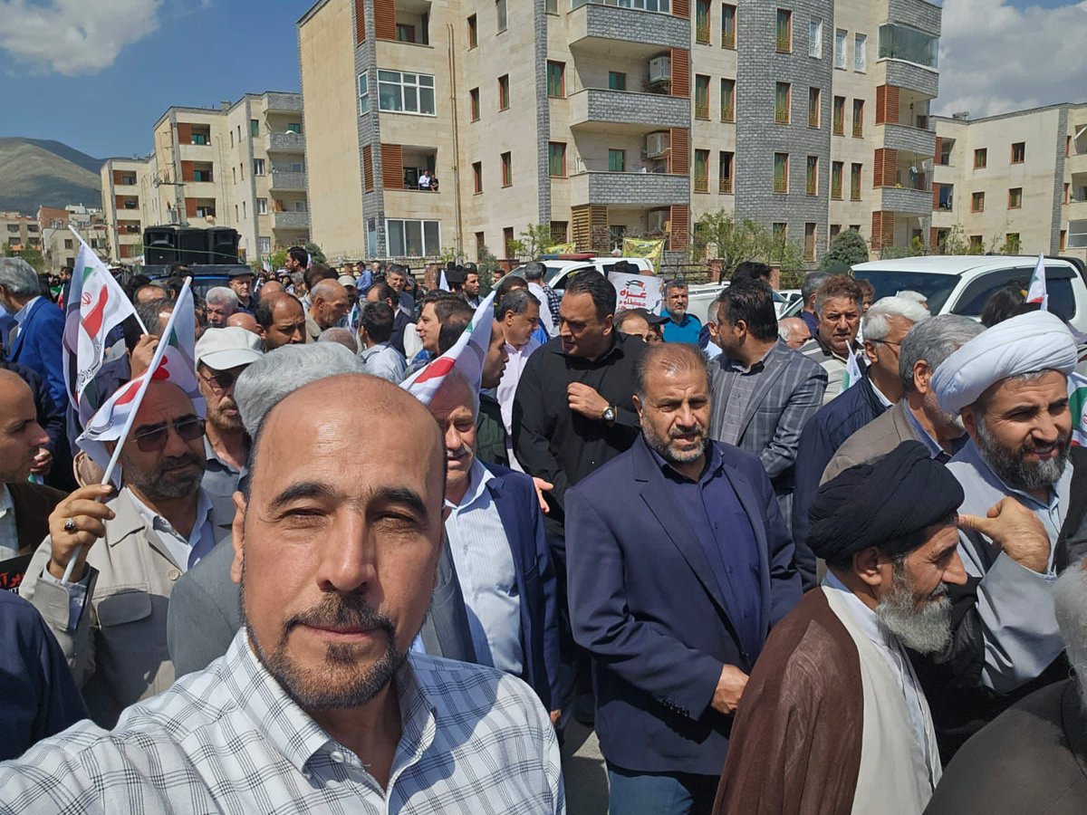 #طوفان_الاقصى
#غزة_الميزان
مسيرات جماهيرية تطوف شوارع #طهران والمدن #الايرانية دعما وتأييدا ل #الحرس_الثوري و عملية الوعد_الصادق التأديبية والتحذيرية ل #الكيان المؤقت الاجرامي