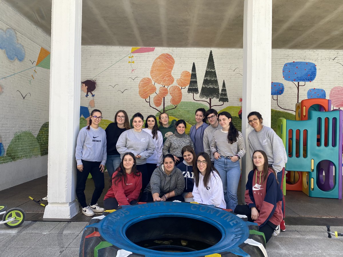 Gracias al Colegio Santa María la Real de Huelgas, por abrirnos su casa y acoger a nuestras alumnas de #EducaciónInfantil en dos jornadas de lo más enriquecedoras.Aprender de vuestras profesionales y disfrutar de vuestros niños y niñas es la mejor forma de aprender.@HuelgasReales