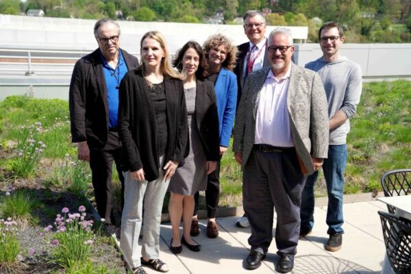 Over 20 years of cancer collaboration with shared biomedical engineering program between @virginia_tech and @wakeforestmed! - @mpdrc @AtriumHealthWFB #Cancer #CancerPrevention #CancerResearch #Collaboration #OncoDaily #Oncology oncodaily.com/51706.html