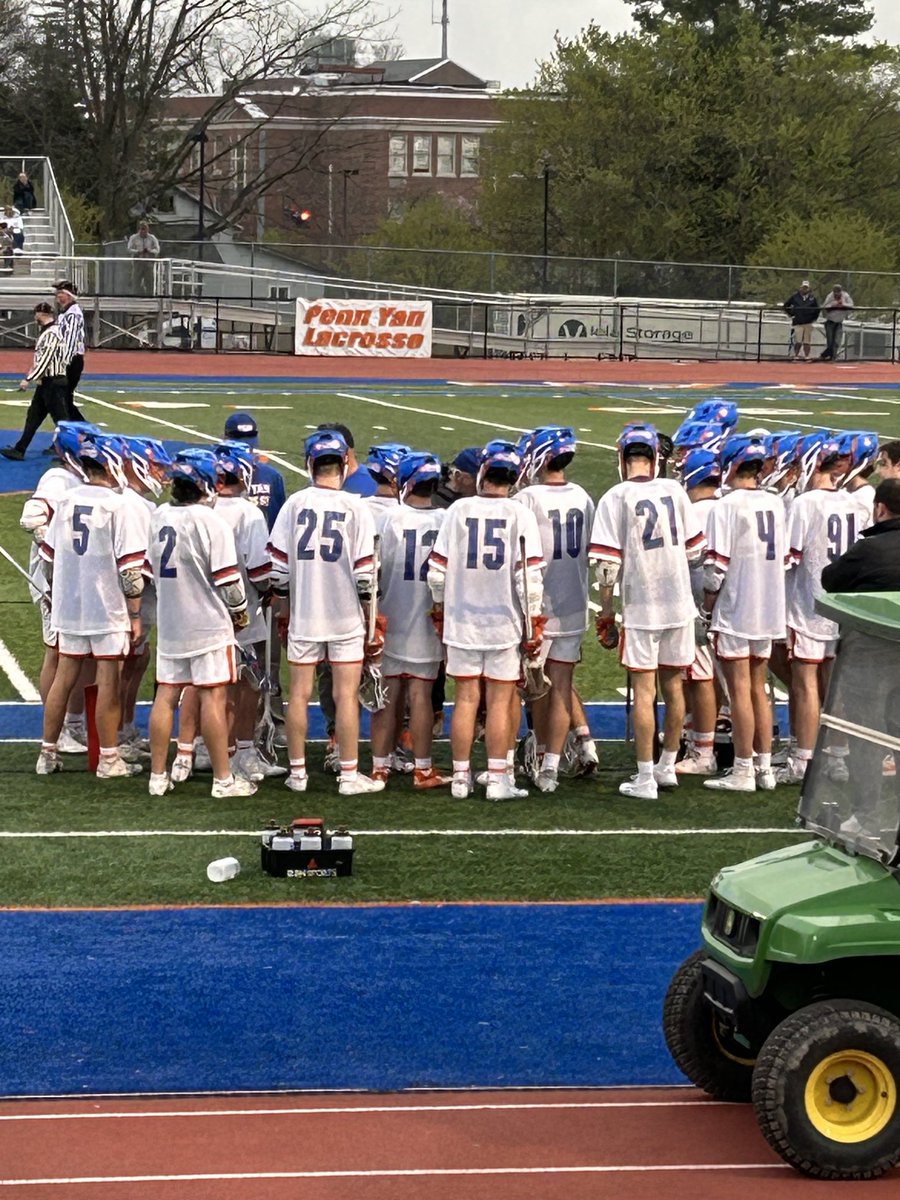 Congratulations to my amazing husband ⁦<a href="/CoachHobart/">Brian Hobart</a>⁩ on your 300th win last night! I couldn’t be prouder ❤️🥍