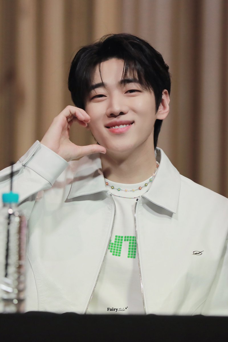 240419
점프업 팬사인회

🐈✨

#재찬 #JAECHAN 
#DKZ #디케이지