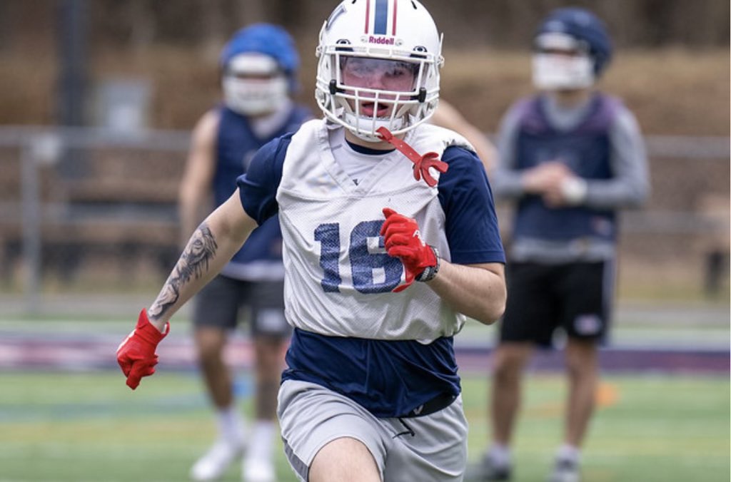 wagnerfalconsfb's tweet photo. The next group of alumni we would like to shout out is @CarlotIsaiah @OfficialCey1 and @KisteChristian , all 3 who are playing for @FDUFootball ! All three are finishing up their freshman year and have been working to make plays on the field!#OnceAFalconAlwaysAFalcon https://t.co/gTMLBXxqrQ