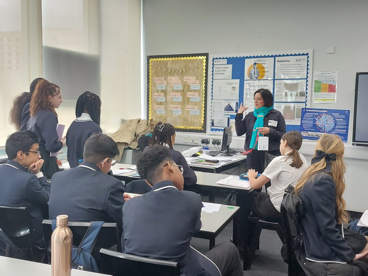 Great to have <a href="/rokhsanafiaz/">Rokhsana Fiaz OBE</a> pop into the <a href="/chobhamacademy/">Harris Academy Chobham</a> Community Organising training day and listen to some of the Ambassadors campaign ideas. Thank you for the questions!