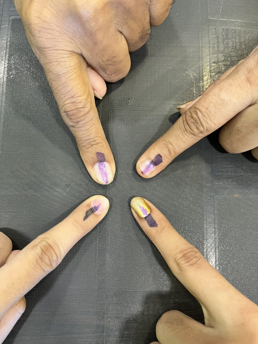 thri5ha's tweet photo. Family ❤️
#Elections2024 https://t.co/naIsvRxo1Q