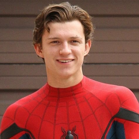 MCUFilmNews's tweet photo. Dungeons and Dragons' directors Daley and Goldstein are in the Mix to direct 'SPIDER-MAN 4'.

(Source: @DanielRPK) https://t.co/U2v9YWc7bK